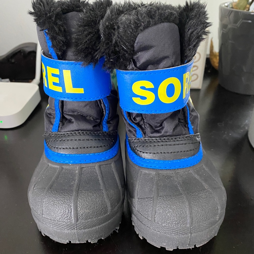 Sorrel boots size 6 toddler